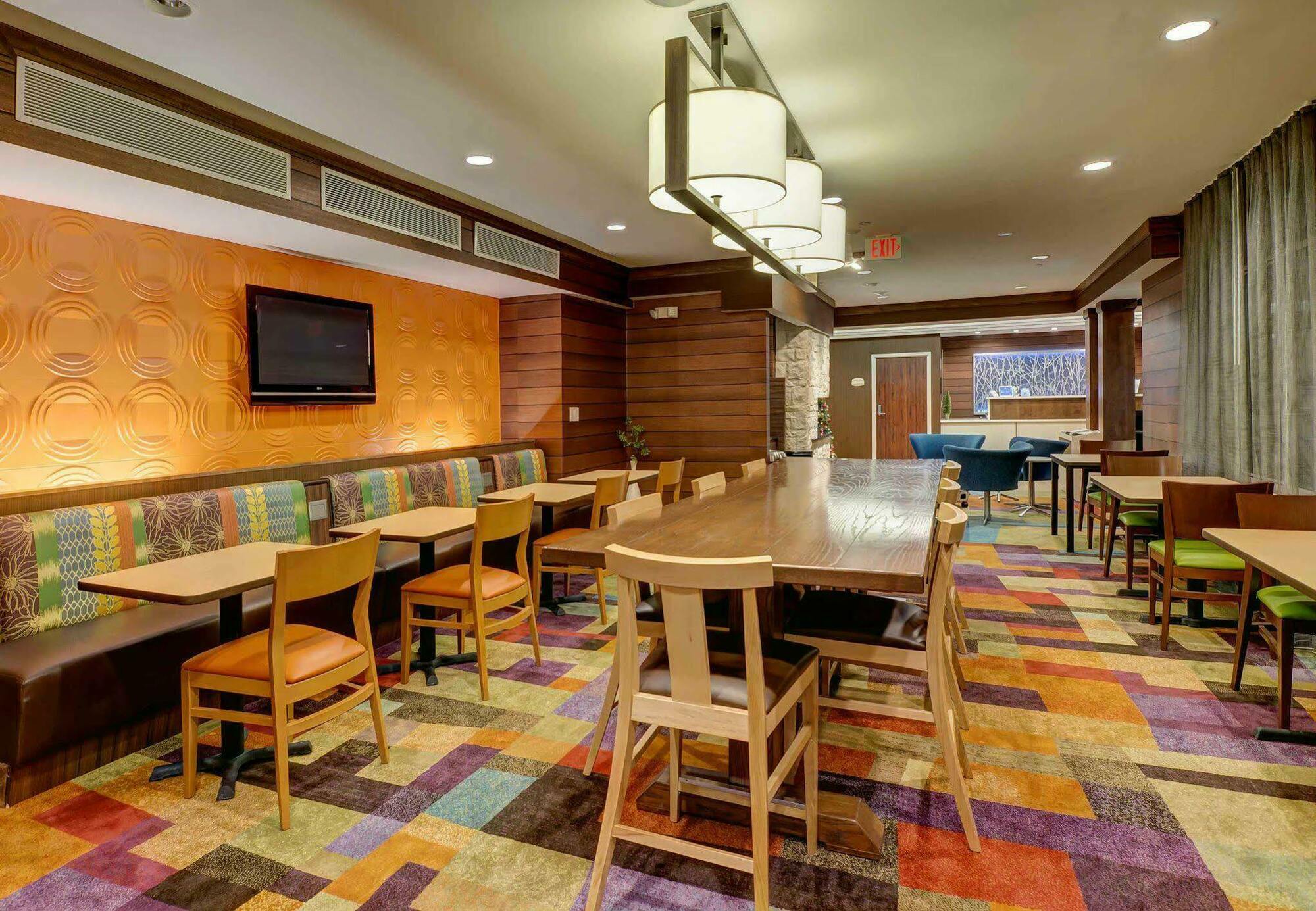 Fairfield Inn And Suites By Marriott Potomac Mills Вудбридж Экстерьер фото